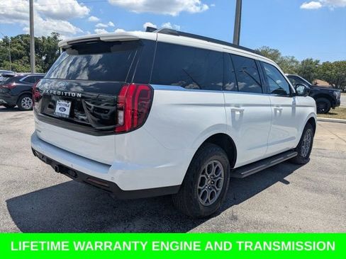 Used 2025 Ford Expedition Active RWD image 5