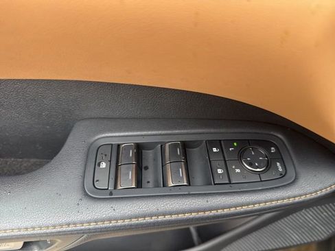 Used 2023 Lexus RX 350 Premium w/ Accessory Package AWD/4WD image 14