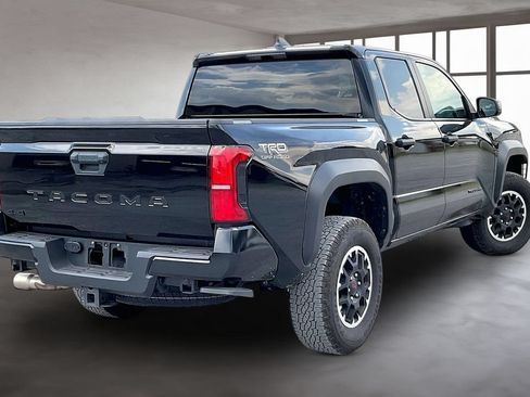Used 2024 Toyota Tacoma TRD Off-Road AWD/4WD image 6