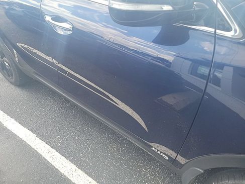 Used 2019 Kia Sorento S AWD/4WD image 7