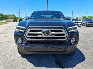 Used 2020 Toyota Tacoma Limited AWD/4WD video 3