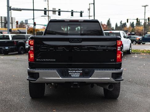 Used 2024 Chevrolet Silverado 3500 LT image 13