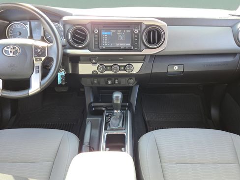 Used 2019 Toyota Tacoma SR5 image 14