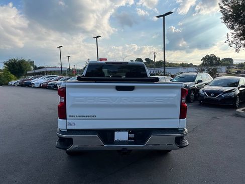 Used 2021 Chevrolet Silverado 1500 W/T w/ WT Value Package AWD/4WD image 6