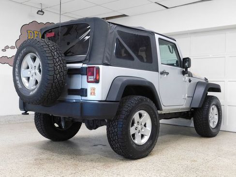 Used 2010 Jeep Wrangler Sport AWD/4WD image 4