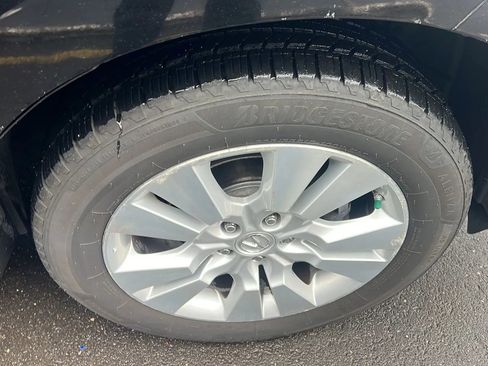 Used 2011 Acura RDX SH-AWD image 9