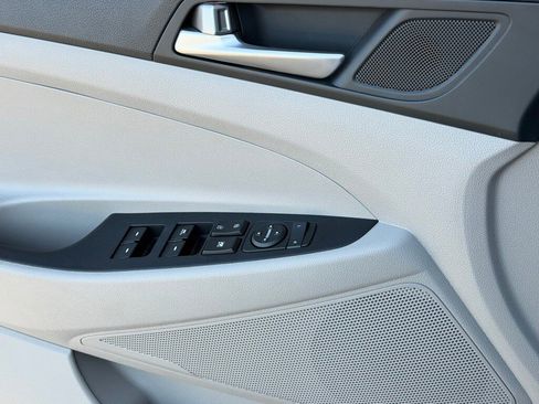 Certified 2020 Hyundai Tucson Value w/ Cargo Package image 20