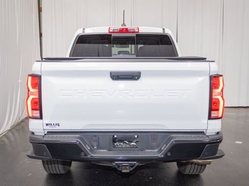Certified 2023 Chevrolet Colorado Z71 w/ Z71 Convenience Package 2 AWD/4WD image 3