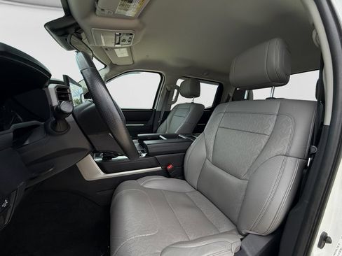 Used 2023 Toyota Tundra SR5 w/ SR5 Premium Package AWD/4WD image 19