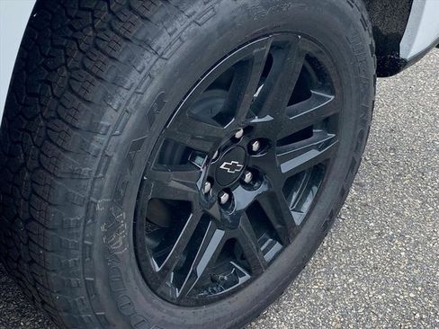 New 2026 Chevrolet Silverado 1500 Custom w/ Turbomax Blackout Package image 25