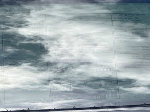 New 2026 BMW X6 xDrive40i w/ Executive Package image 30