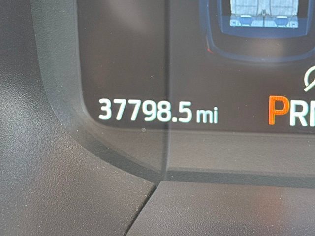Used 2025 Ford Explorer Active RWD image 16