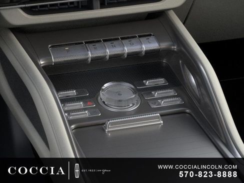 New 2026 Lincoln Nautilus Premier AWD/4WD image 15