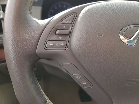 Used 2013 INFINITI G37 x w/ Premium Pkg image 30