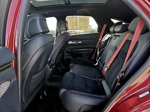 Used 2022 Genesis GV70 3.5T Sport w/ Sport Prestige Package image 10