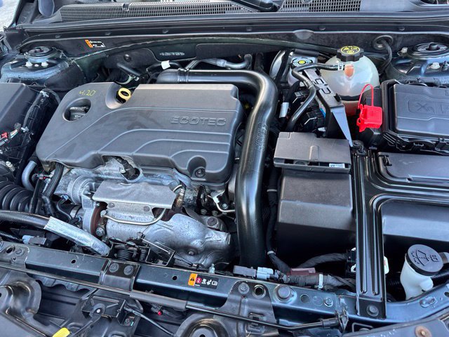 Used 2021 Chevrolet Malibu LT FWD image 29