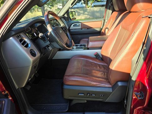 Used 2014 Ford Expedition King Ranch image 24