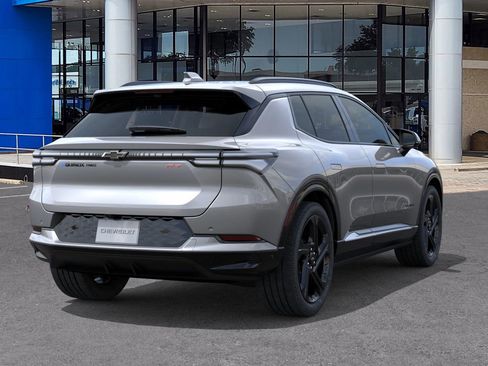 New 2025 Chevrolet Equinox EV RS image 4