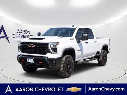 New 2026 Chevrolet Silverado 2500 ZR2 w/ LPO, Dark Essentials Package