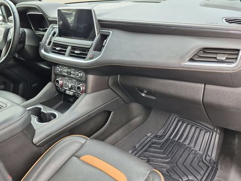 Used 2023 GMC Yukon XL AT4 AWD/4WD image 22