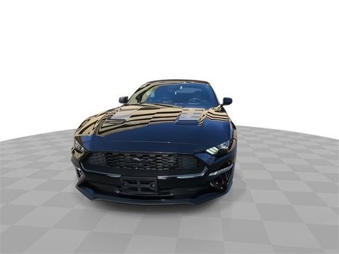Used 2020 Ford Mustang Premium w/ Equipment Group 201A image 3