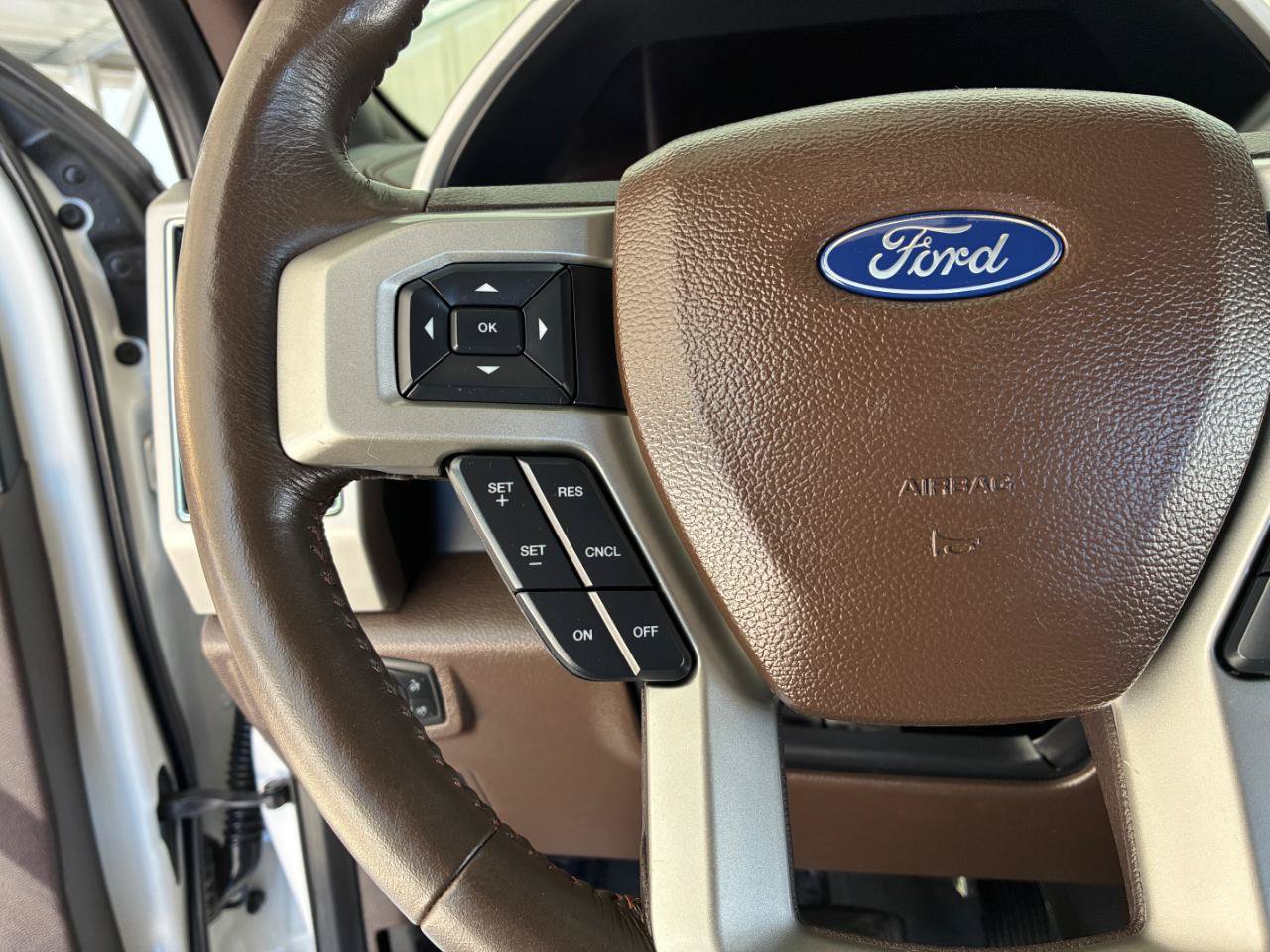 Used 2020 Ford F250 King Ranch w/ Chrome Package AWD/4WD image 30