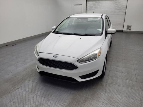 Used 2016 Ford Focus SE FWD image 15