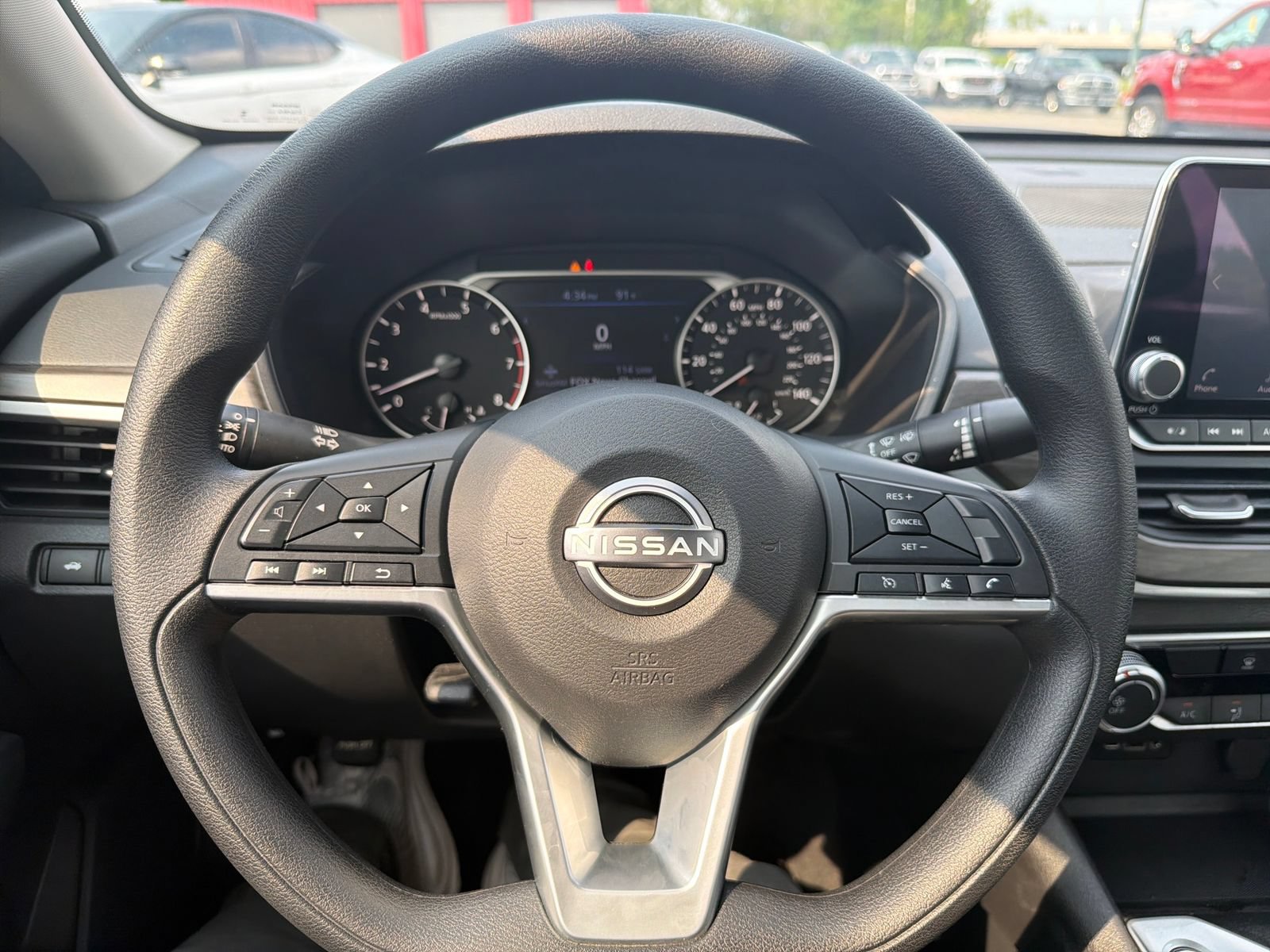 Used 2025 Nissan Altima 2.5 SV FWD image 17