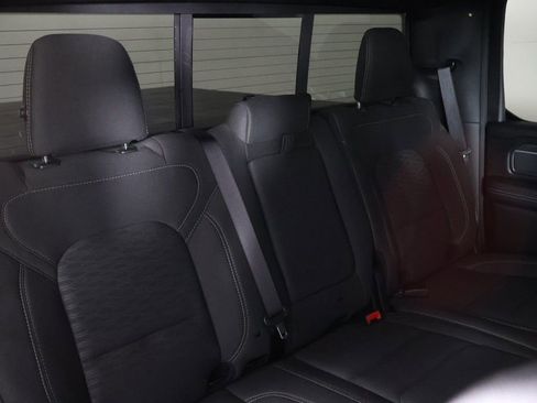 Used 2025 RAM 1500 Big Horn AWD/4WD image 36