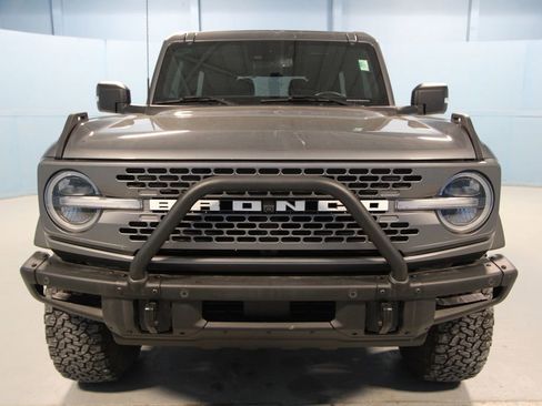 Used 2023 Ford Bronco Badlands image 25