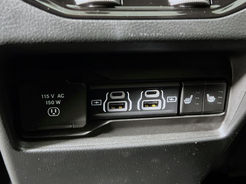 New 2025 Jeep Grand Cherokee Limited image 27