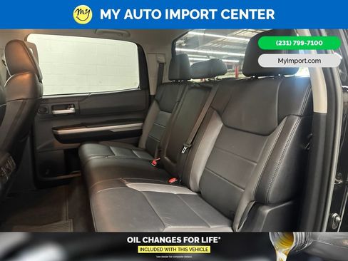 Used 2019 Toyota Tundra Limited w/ Limited Premium Package AWD/4WD image 24