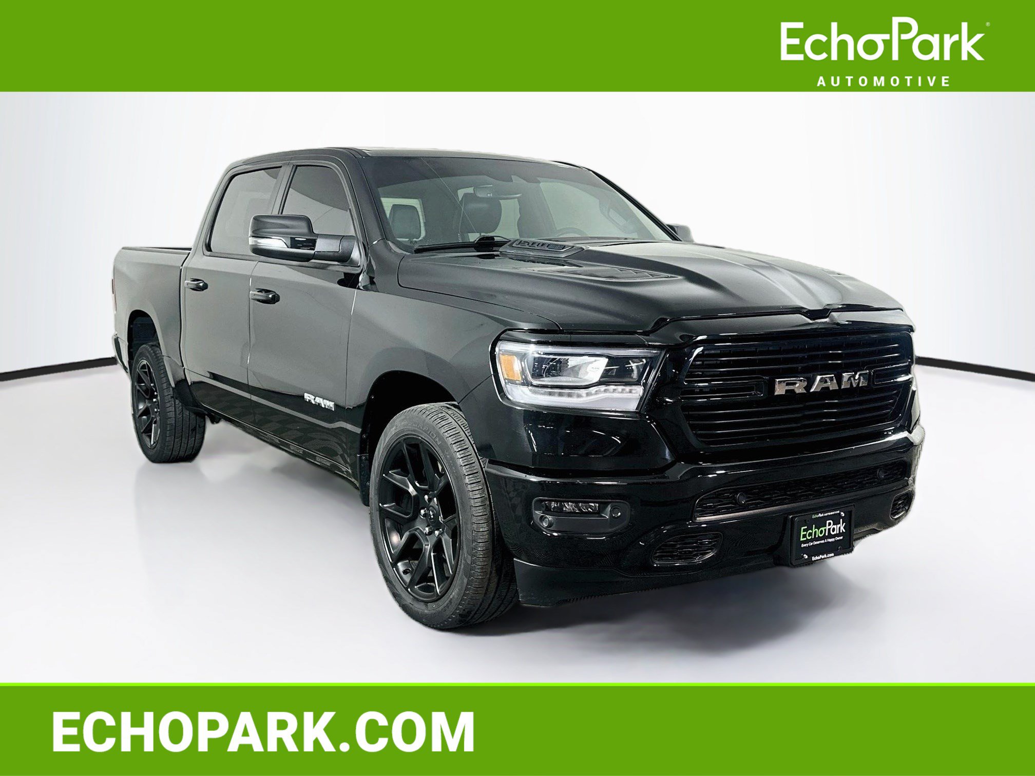 Used 2023 RAM 1500 Laramie AWD/4WD image 1