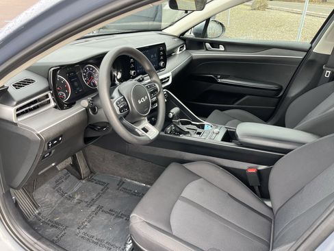 Used 2023 Kia K5 LXS image 9