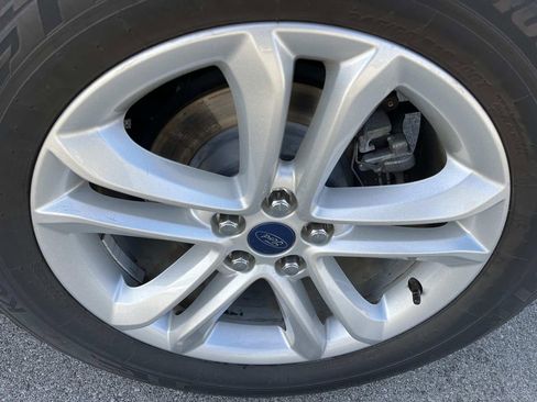 Used 2019 Ford Edge SEL w/ Equipment Group 201A image 11