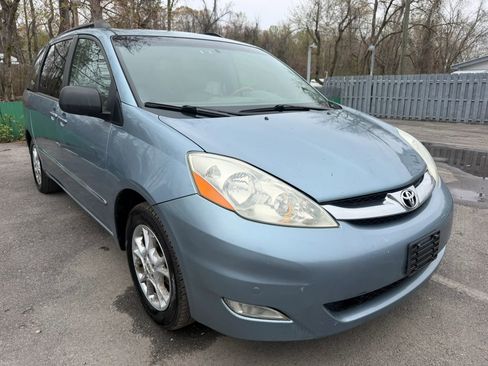 Used 2006 Toyota Sienna XLE Limited image 3