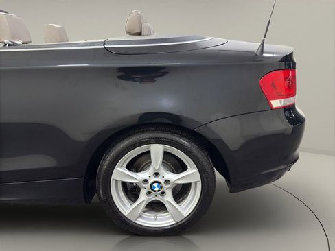 Used 2013 BMW 128i Convertible image 22