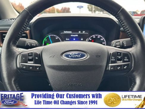 Certified 2022 Ford Maverick 2WD SuperCrew image 22