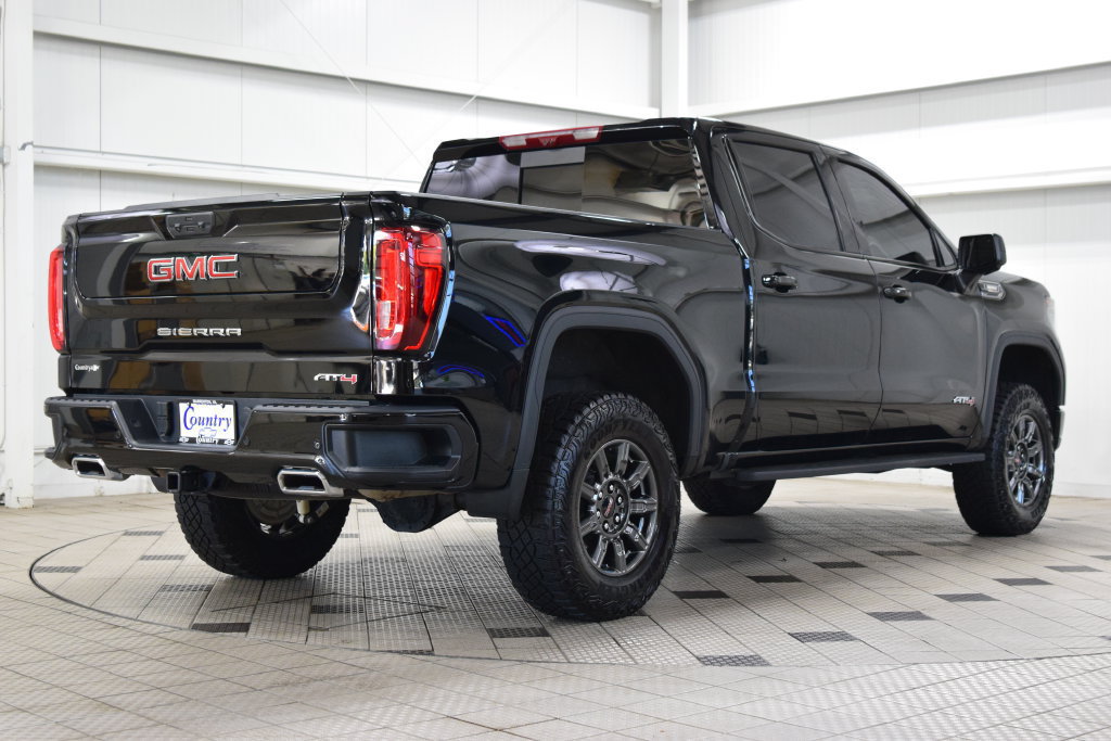 Used 2025 GMC Sierra 1500 AT4 w/ AT4 Premium Package AWD/4WD image 7
