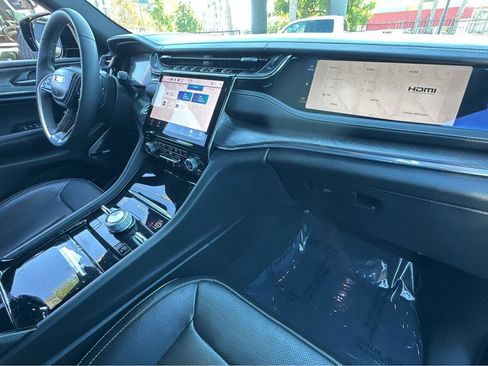 Used 2023 Jeep Grand Cherokee Overland w/ Rear Seat Video Group I image 32