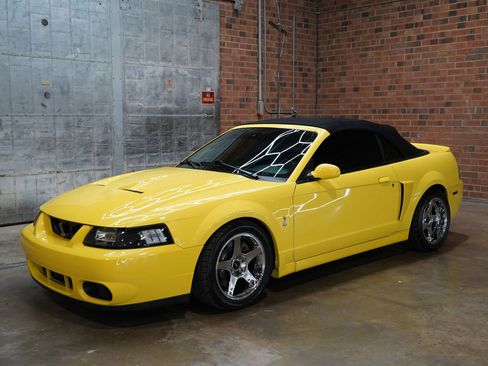 Used 2003 Ford Mustang Cobra image 46