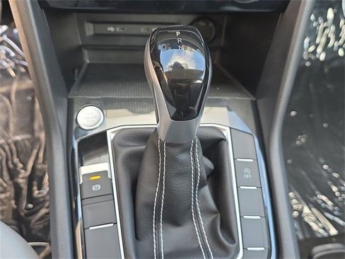 New 2025 Volkswagen Taos S image 18