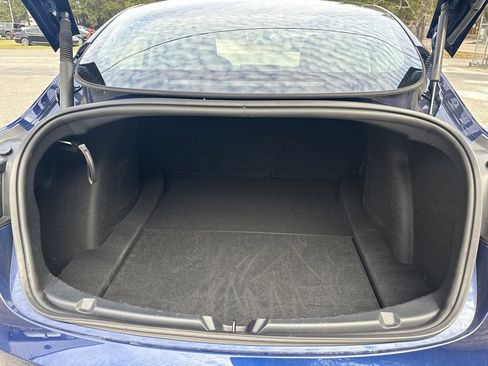 Used 2023 Tesla Model 3 Standard Range image 11