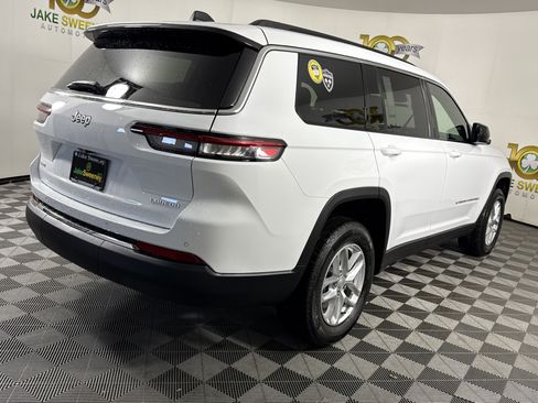 New 2025 Jeep Grand Cherokee L Laredo image 7