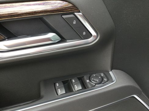 New 2026 GMC Sierra 1500 SLE image 10