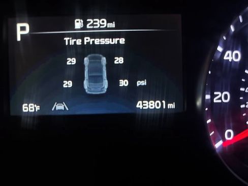 Certified 2022 Kia Forte LXS FWD image 13