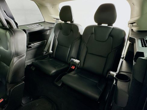 Used 2022 Volvo XC90 T6 Inscription w/ Climate Package image 30