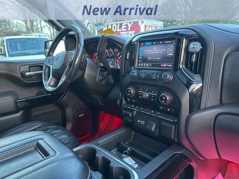 Used 2020 Chevrolet Silverado 1500 RST image 6
