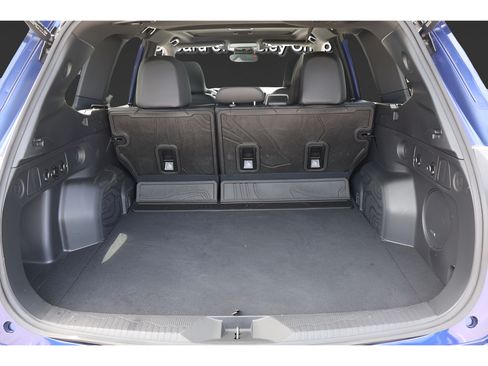 Certified 2025 Subaru Forester Sport w/ Popular Package #2 AWD/4WD image 17