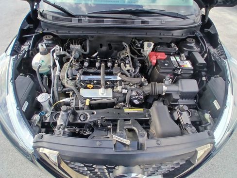 Used 2020 Nissan Kicks SR w/ SR Premium Package FWD image 23